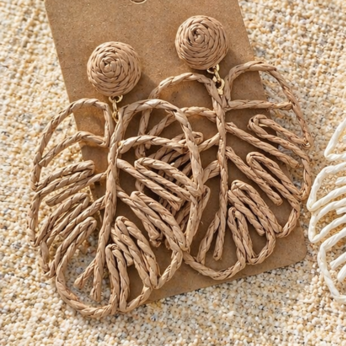Raffia lehtikorvakorut, natural