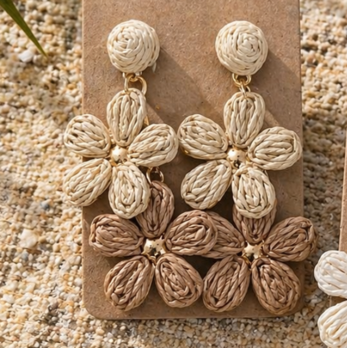 Raffia kukkakorvakorut 2, natural/ruskea