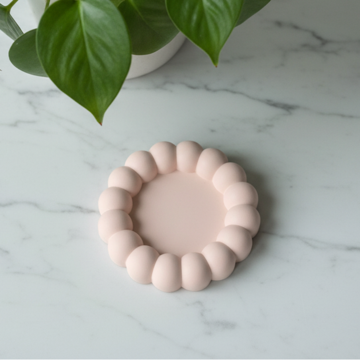 Tarjotin, pieni pyöreä, beige