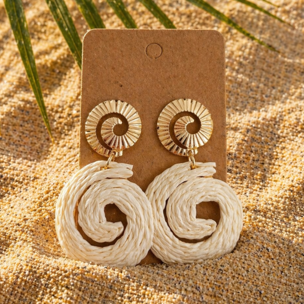 Raffia korvakorut, valkoinen