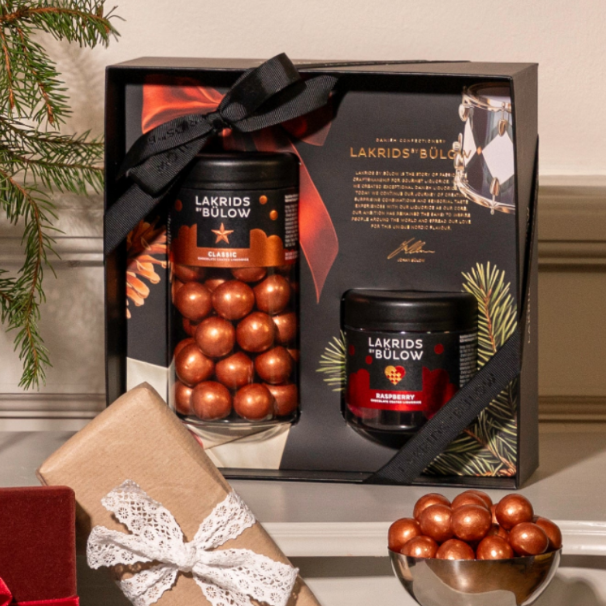 Lakrids by Bülow Gift Box Classic & Raspberry Small