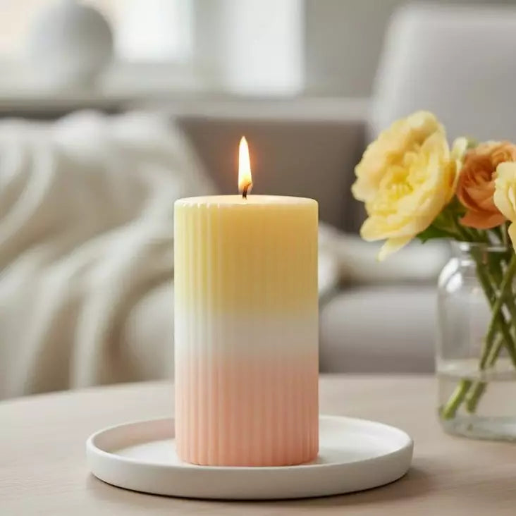 Dip dye vekkikynttilä, vaaleankeltainen, aprikoosi